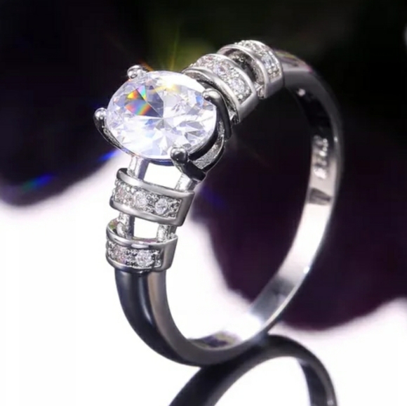 New Silver Oval Cut Engagement Ring - Picture 2 of 2